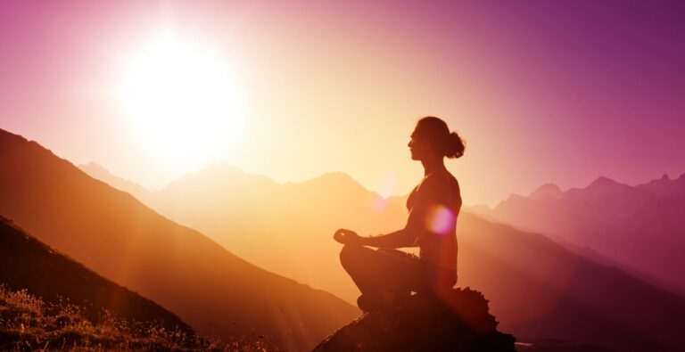 La Meditazione Trascendentale: una chiave per il benessere, la calma e la realizzazione personale